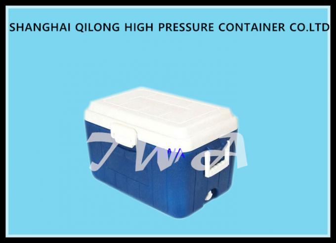 Белая верхняя часть и голубая коробка прочные, коробка охладителя льда охладителя сильной величины наибольшей допускаемой нагрузки на опору нагрузки пластиковая